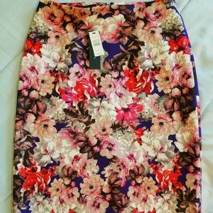 NWT Talbots pencil skirt with floral design.